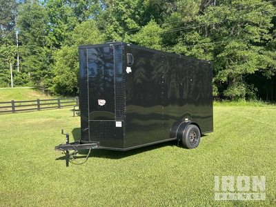2026 Southern Made 12 ft S/A Rimorchio chiuso