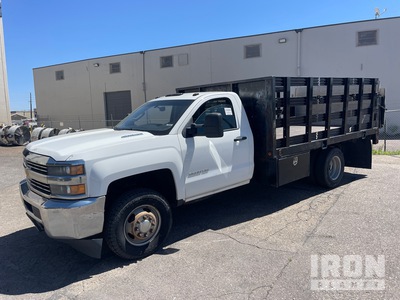 2015 Chevrolet Silverado 3500HD 4x4 Flatbed Truck