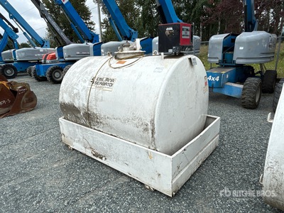 2018 Emiliana Serbatoi 3000 3000 L Skid Mounted Steel タンク