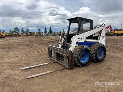 Bobcat 975 Skid Steer Loader