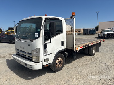 2011 Isuzu NPR HD 4x2 Platte vrachtwagen