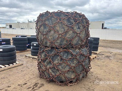 Quantity of (2) 73.00 x 44 x 32 Skidder Reifen - Fits John Deere H Series