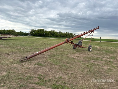 1977 Sakundiak HD741 7 in x 41 ft Vis sans fin à grain
