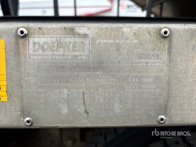 2006 Doepker Super B-Train Remorque à grains