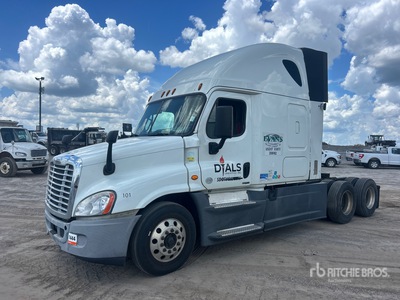 2016 Freightliner Cascadia 125 6x4 T/A Sleeper Truck Tractor
