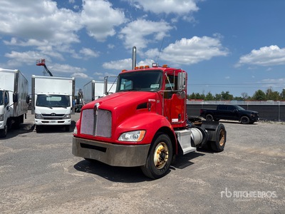 2012 Kenworth T370 4x2 S/A Day Cab Truck Tractor