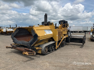 2015 Cat AP-1055D Track Asphalt Paver
