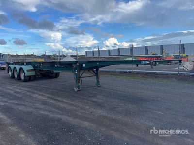 2013 Krueger 12.1 m Tri/A Container Trailer