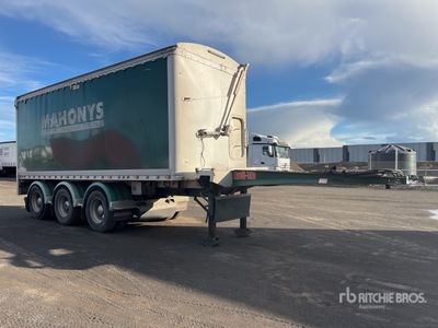 2014 Graham Lusty 6.7 m Tri/A Stag Rear End Dump Trailer