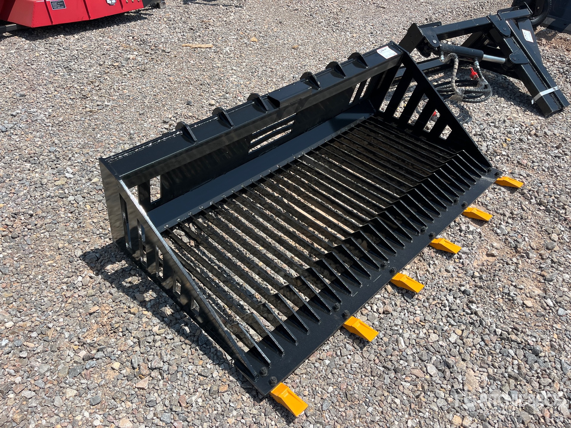 2026 GIYI GY-RB66 66 in Rock Skid Steer Bucket (Unused)