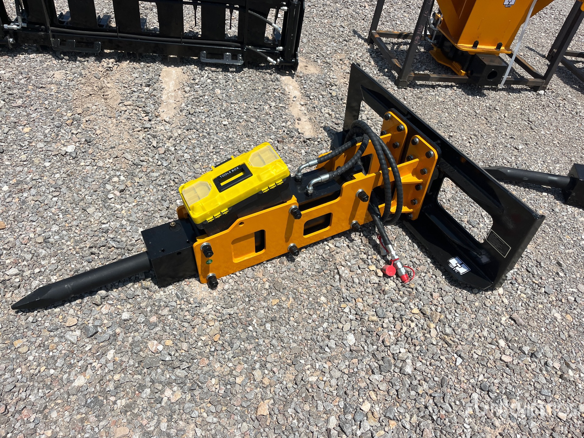 2026 GIYI GY-P680 67 in Skid Steer Breaker (Unused)