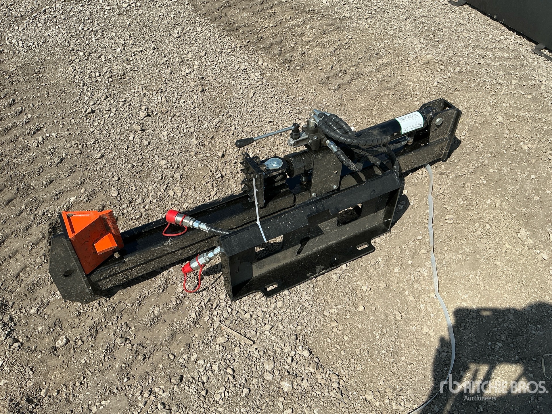 2026 GIYI GY-MLS59 59 in Mini Skid Steer Log Splitter (Unused)