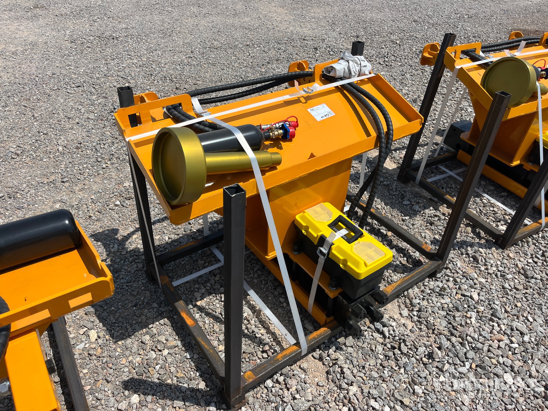 2026 GIYI GY-AD680 47 in Skid Steer Post Driver (Unused)