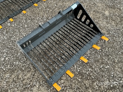 2026 GIYI GY-RB44 Godet pour Skid Steer (Unused)