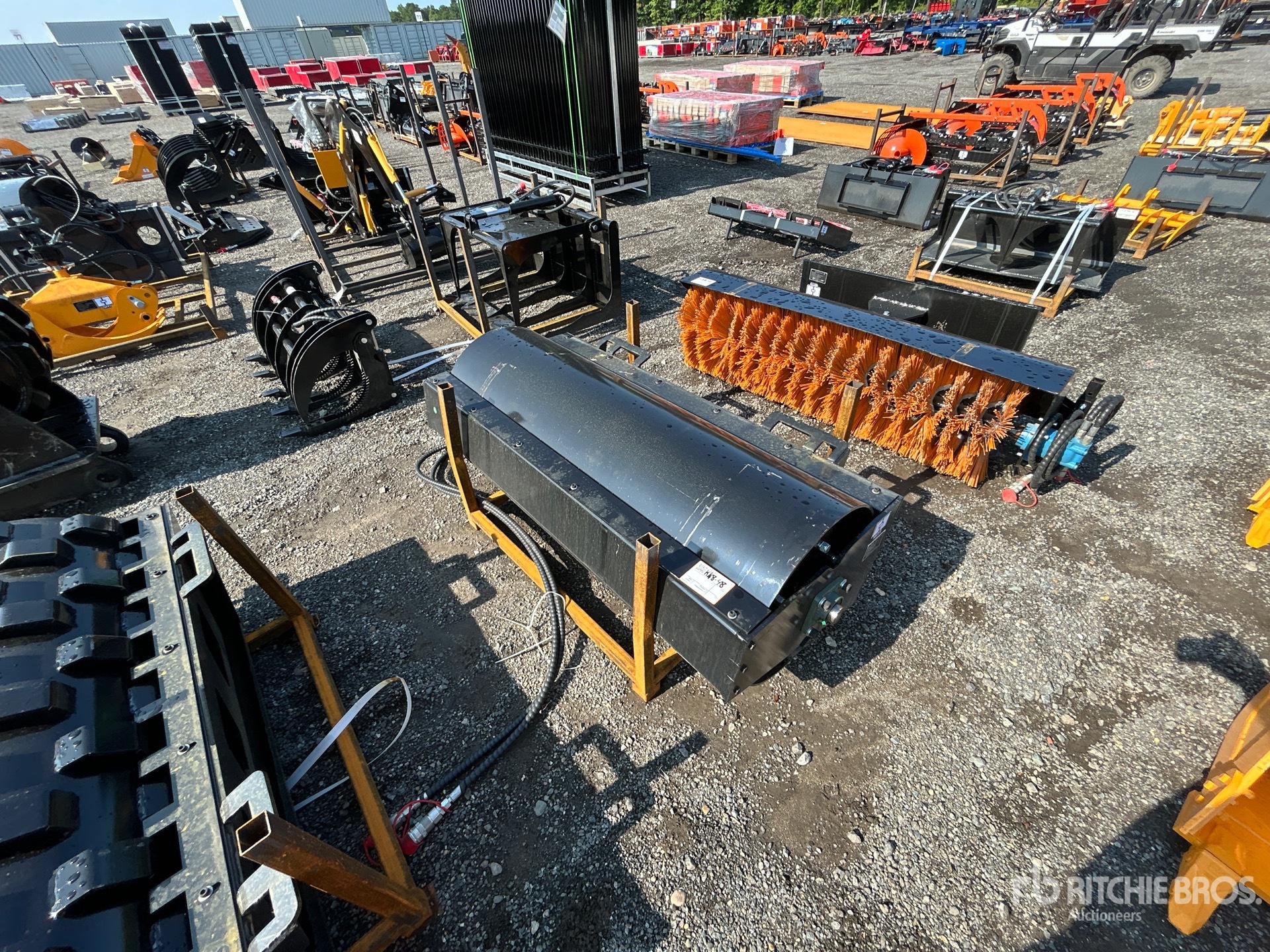 2026 GIYI GY-VR59 59 in Skid Steer Vibratory Roller (Unused)