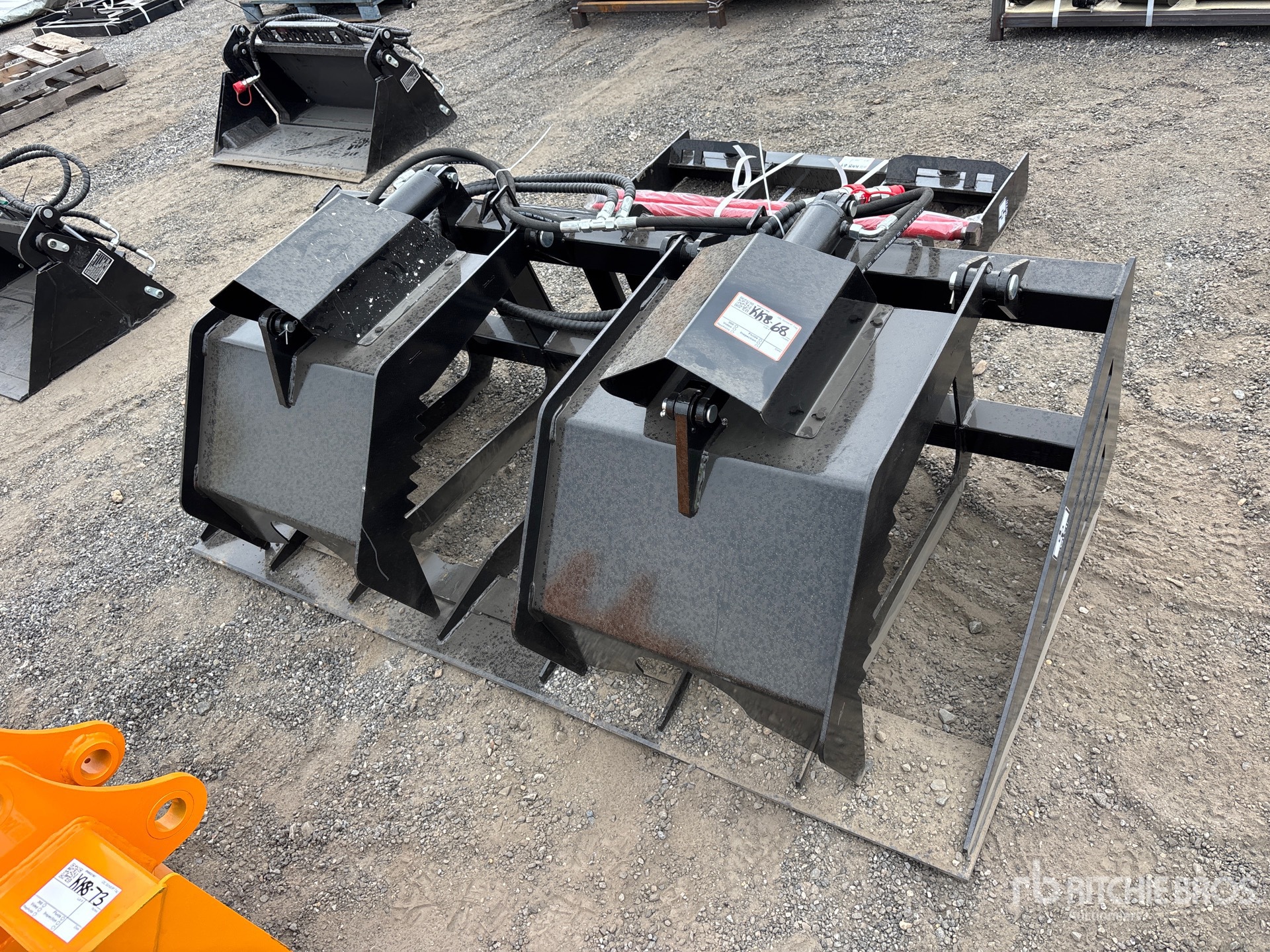 2026 GIYI GY-HWG72 72 in Skeleton Skid Steer Grapple Bucket (Unused)