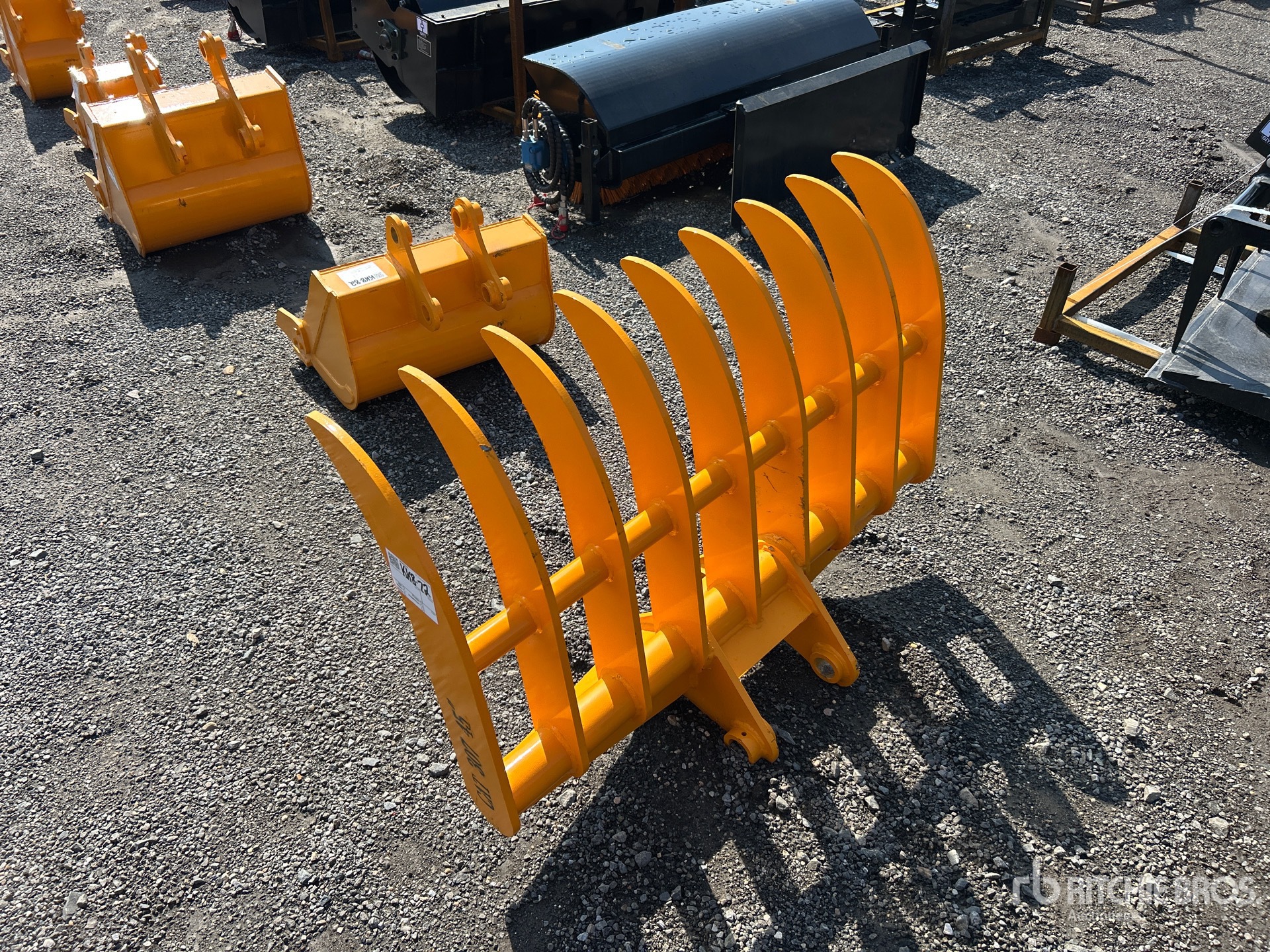 2026 GIYI 45 in Excavator Rake - Fits Cat 305 (Unused)