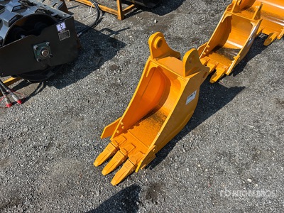 2026 GIYI GY-BK 12 in Digging Excavator Bucket - Fits Cat 307 (Unused)