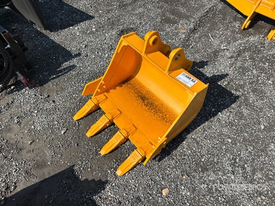 2026 GIYI 24 in Digging Excavator Bucket - Fits Cat 303 (Unused)