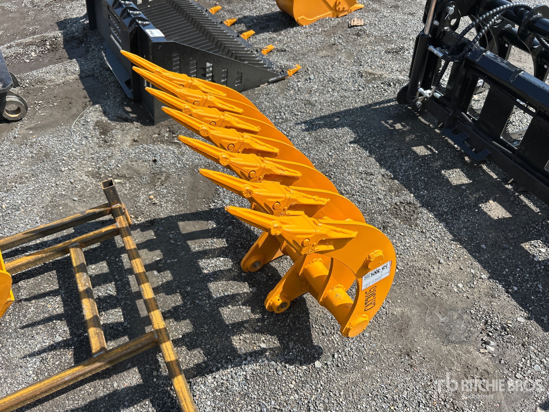 2026 GIYI 32 in Excavator Rake (Unused)