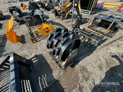 2026 GIYI GY-W320 20 in Excavator Compaction Wheel (Unused)