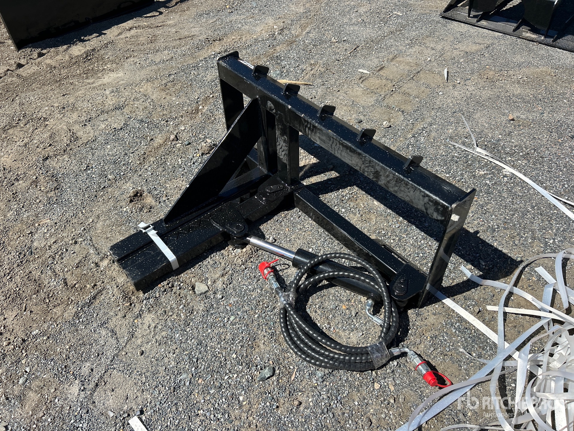 2026 GIYI GY-TP45 45 in Skid Steer Post Puller (Unused)