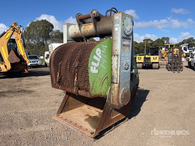 Flip Screen 1200 mm Q/C Excavator Screening Bucket
