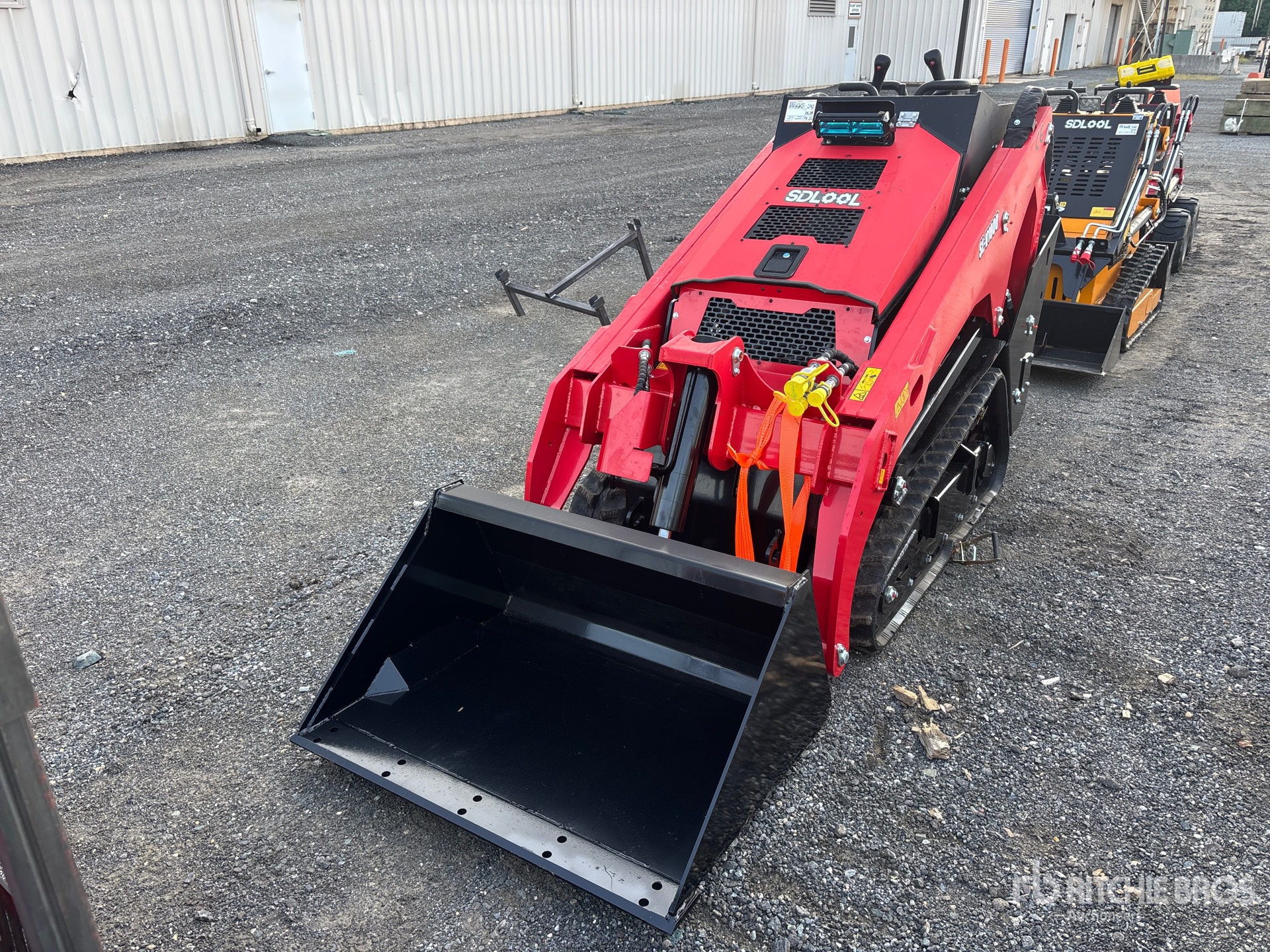 2026 SDLOOL SL-V1000 Mini SKID STEER LOADER Compact Track Loader (Unused)