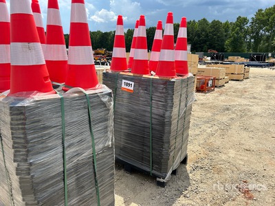 Quantity of (250) 2026 KJ K2250 Traffic Cones (Unused)