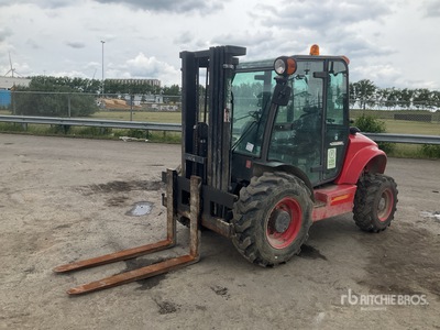 2014 Ausa C250H 2500 kg 4x4 Carretilla Todoterreno