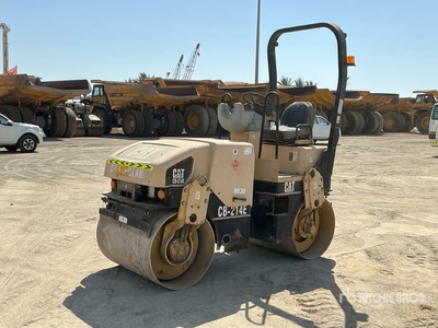 2008 Cat CB214E Double Drum Roller