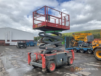 2017 Skyjack SJ6832 RT 4x4 Diesel シザーリフト