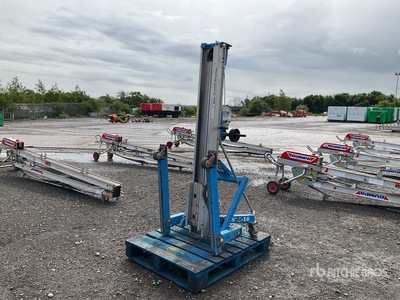 2018 Genie SLA10 Materialaufzug