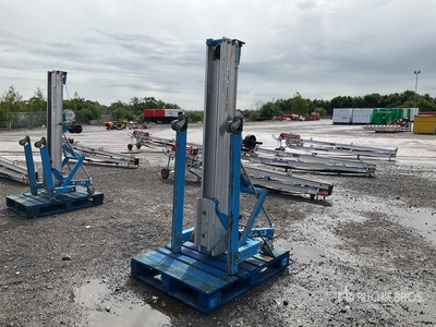 2018 Genie SLA 15 Materialaufzug