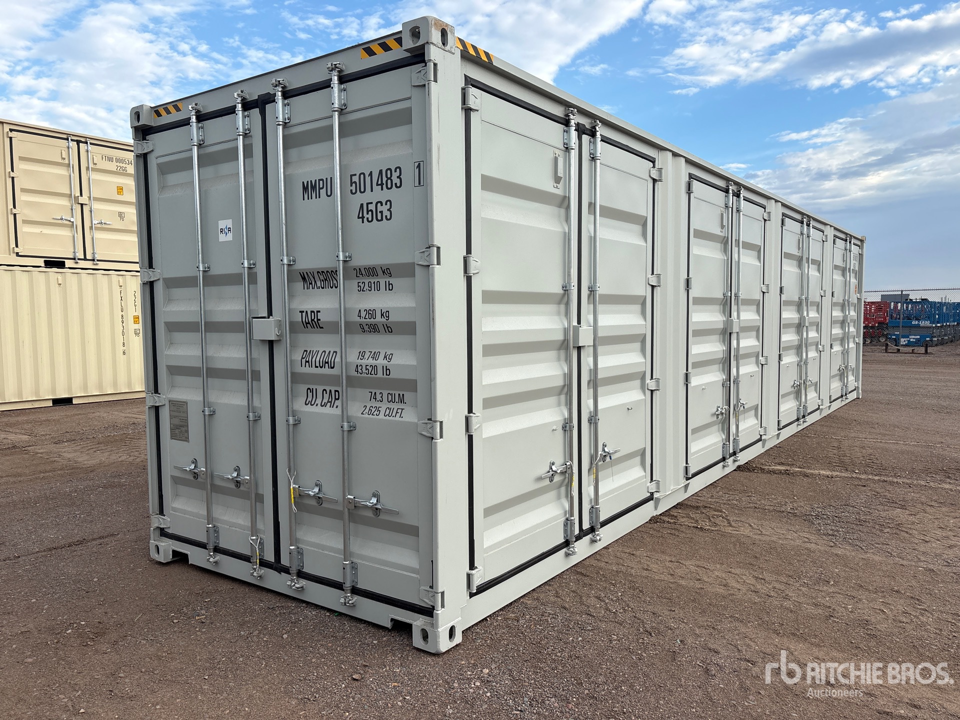 2026 40 ft High Cube Multi-Door Storage Container