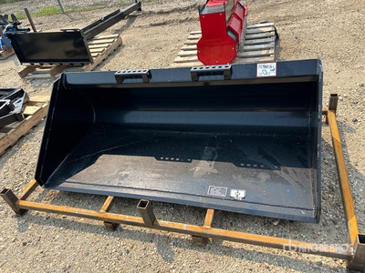 2026 GIYI BT67 67 in General Purpose Skid Steer Bucket (Unused)