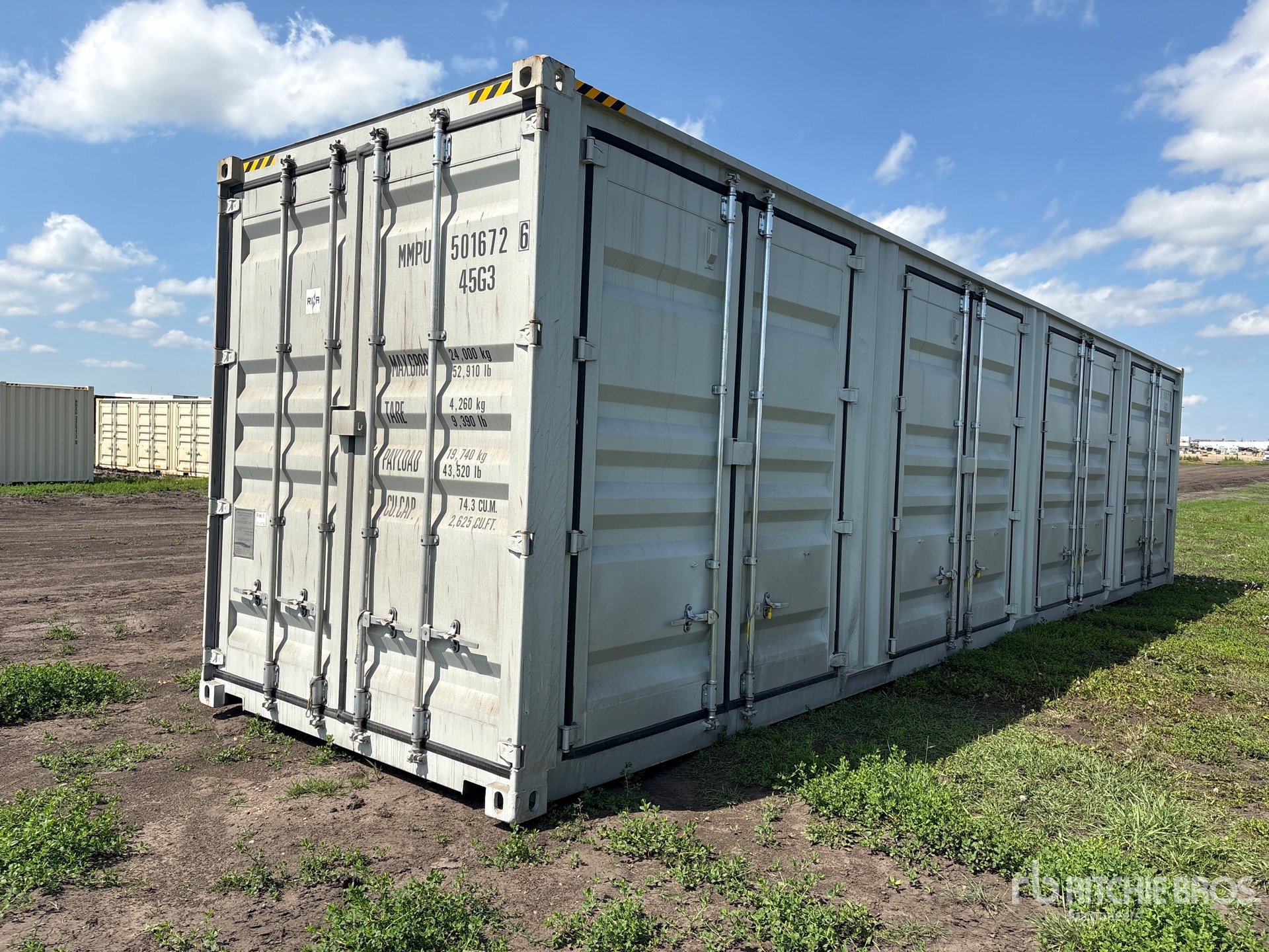 2026 40 ft High Cube Multi-Door Storage Container
