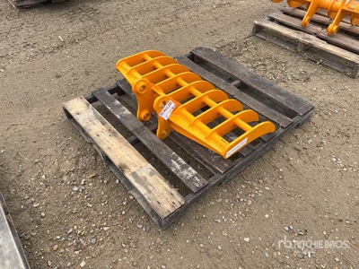 2026 GIYI 38 in Excavator Rake - Fits Cat 303 (Unused)