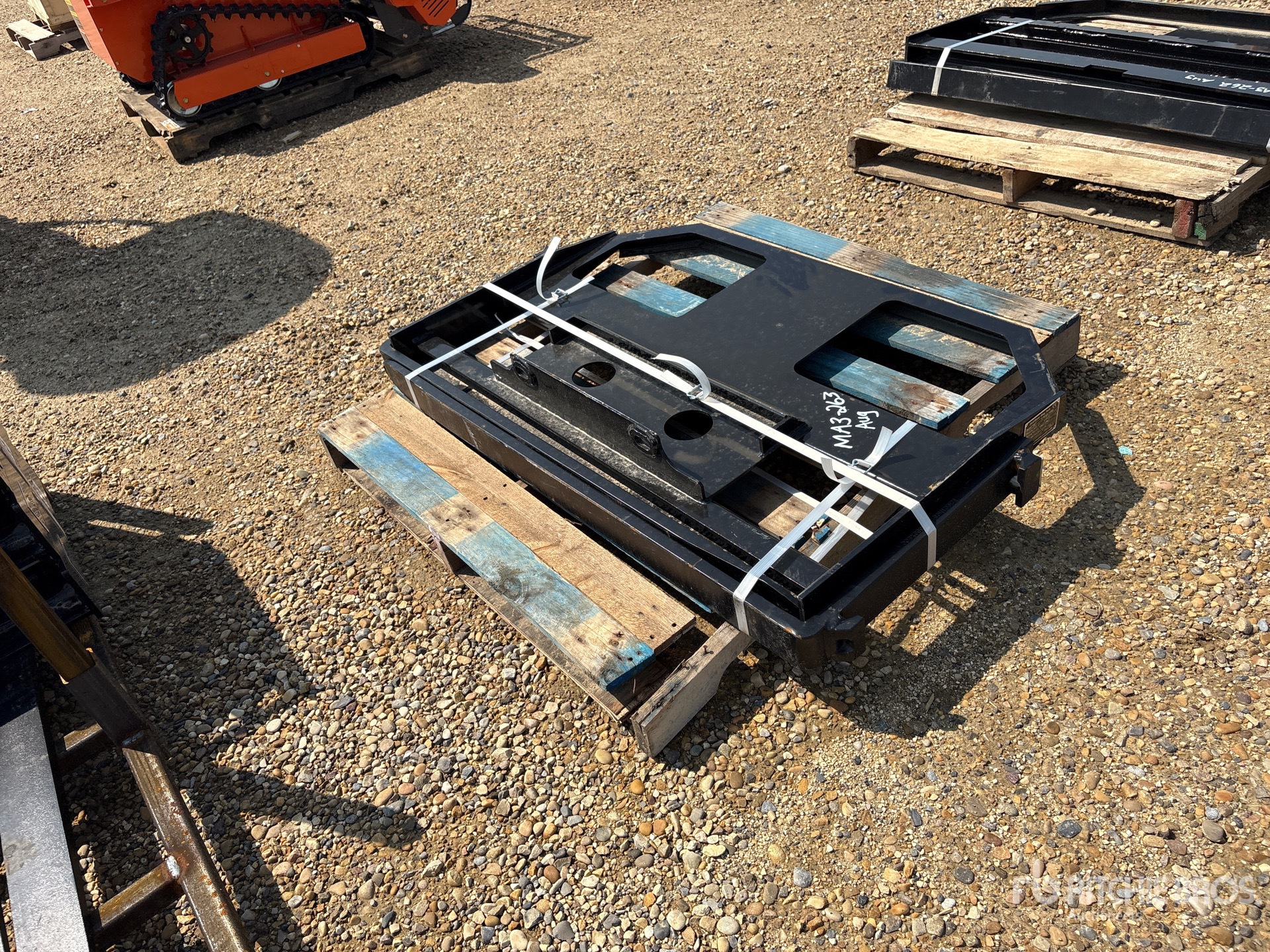 2026 GIYI GY-FR47 48 in Dingo Skid Steer Forks (Unused)