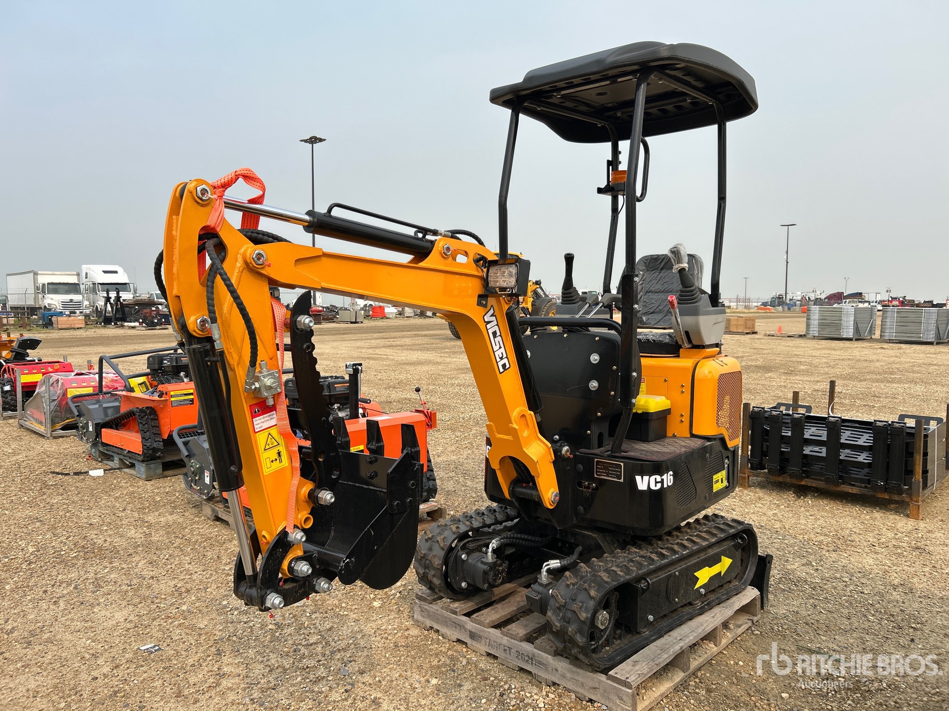 2026 VICSEC VC16 Mini Excavator (Unused)