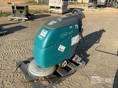 Tennant T3 Walk Behind Floor Scrubber