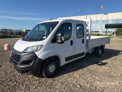 2023 Opel Movano 2.2 103 KW DOKA PR L3 AHK Crew Cab Flatbed Truck