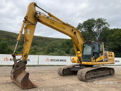 2016 Komatsu PC210LC-10 Escavatore cingolato