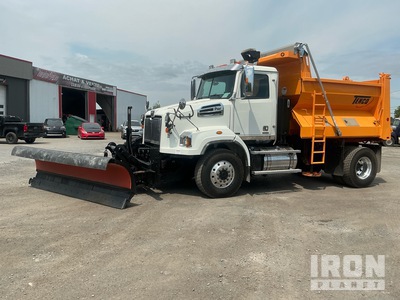 2017 Western Star 4700 4x4 Snow Plow Truck