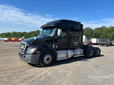 2019 Freightliner Cascadia 126 6x4 T/A Sleeper Truck Tractor