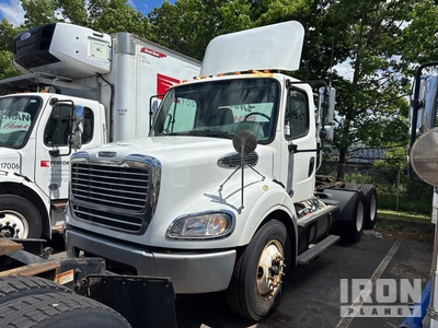 2017 Freightliner M2 112 6x4 Ciągnik siodłowy T/A z kabiną dzienną