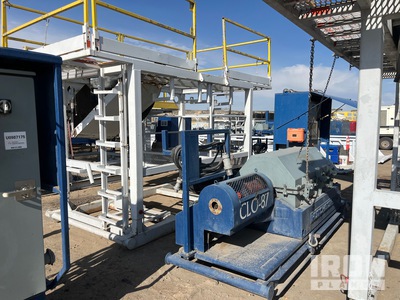 Quantity of (4) Hutch Hayes 5500 Centrifuge