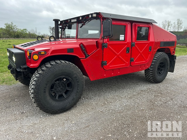 2008 AM General M1151A1 HMMWV 4 Door Hard Top w/Slant Back