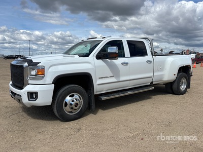 2017 GMC Sierra 3500HD Denali 4x4 Crew Cab ピックアップ