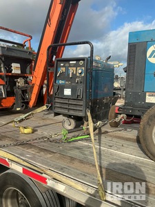 2019 Miller Bobcat 250 LP を見 Welder - Fueled